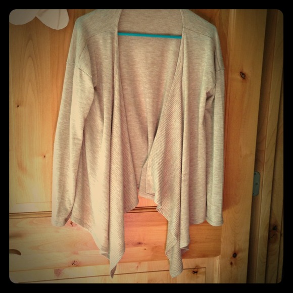 🔴SOLD forever 21 sweater