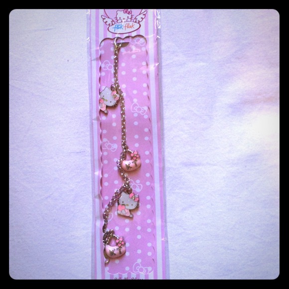 Hello kitty bracelet