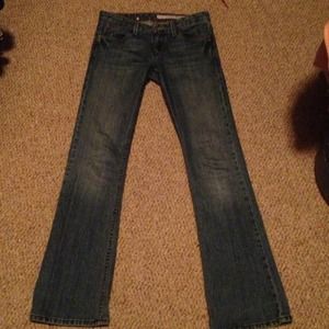 SOLD!!!.....DKNY jeans