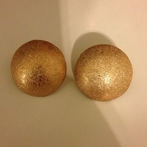 Gold dome studs