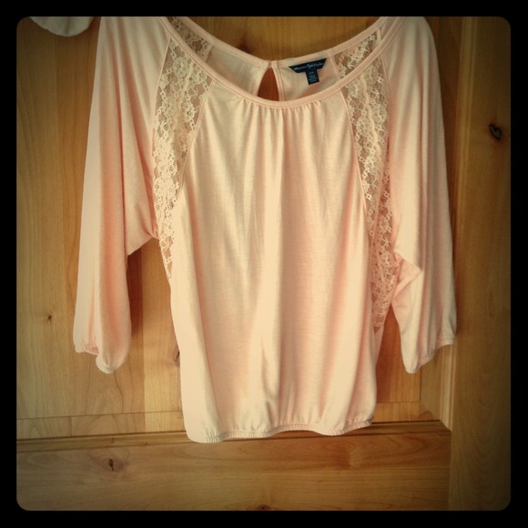 🔴SOLD ae pink lace shirt
