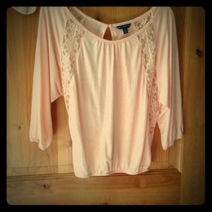 🔴SOLD ae pink lace shirt