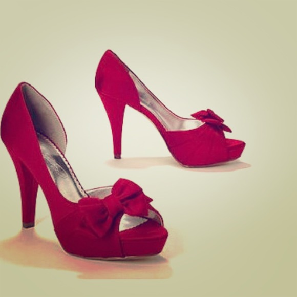 Fashionable Red heels