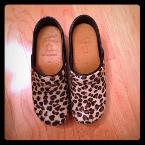 Cheetah Dansko