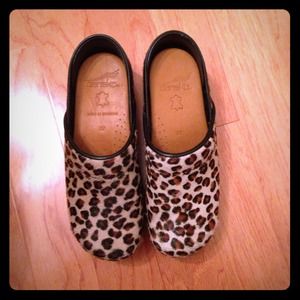 Cheetah Dansko