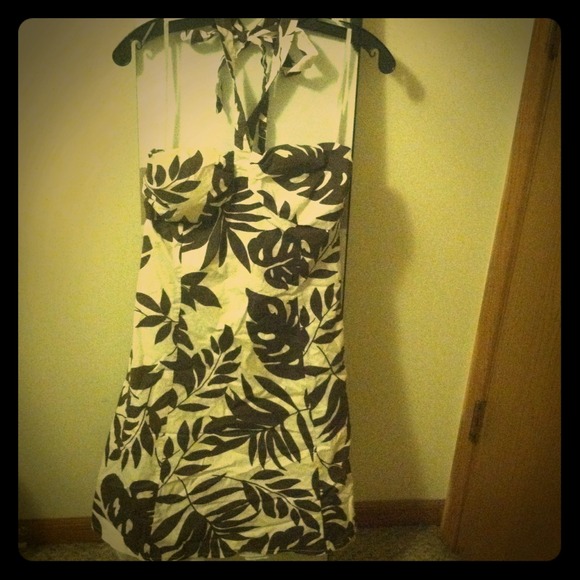 Brown and white halter sundress - Picture 1 of 1