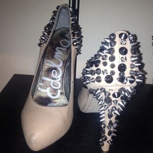 Sam Edelman Spiked Nude Heels
