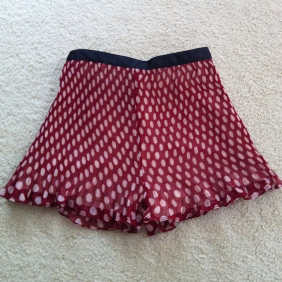 [RESERVED FOR BUNDLE] Pleated polka dot skort