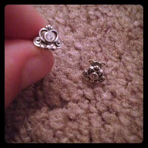 💥Reserved!!💥 Authentic Pandora Earrings