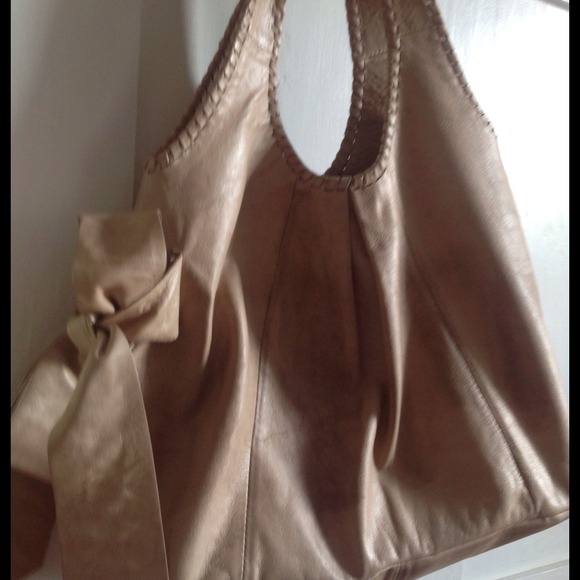 Beige Leather Hobo Bag with bow onthe side