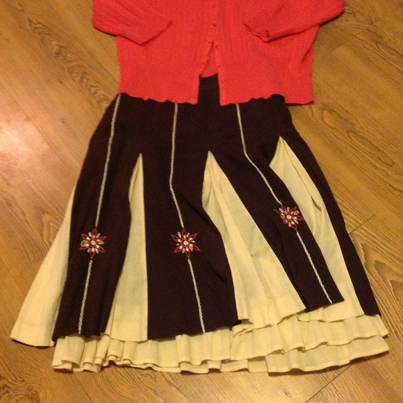 LOFT brown skirt. LOVELY!