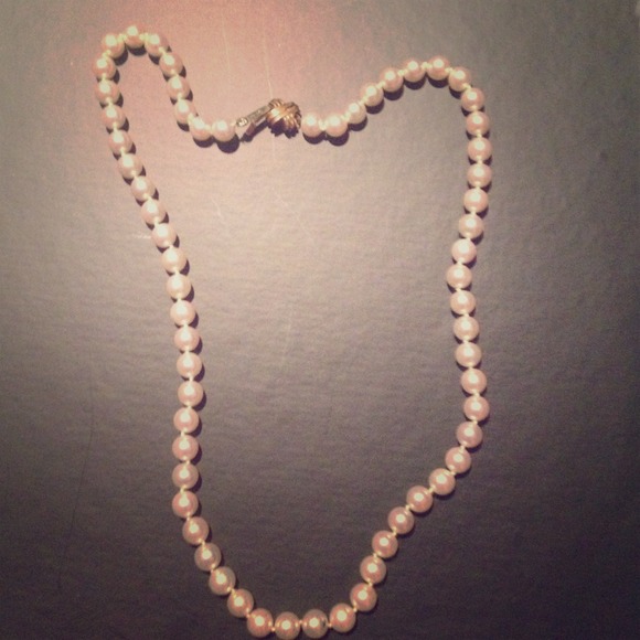 SOLD!!!Pearl necklace by Tiffany & Co.