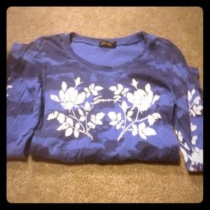 Long sleeve seven shirt