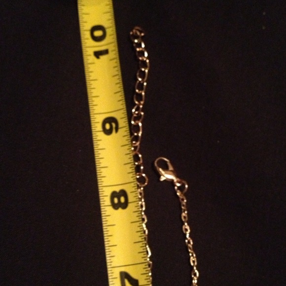 ❌SOLD ❌REDUCED Geometric Necklace - Picture 2 of 2