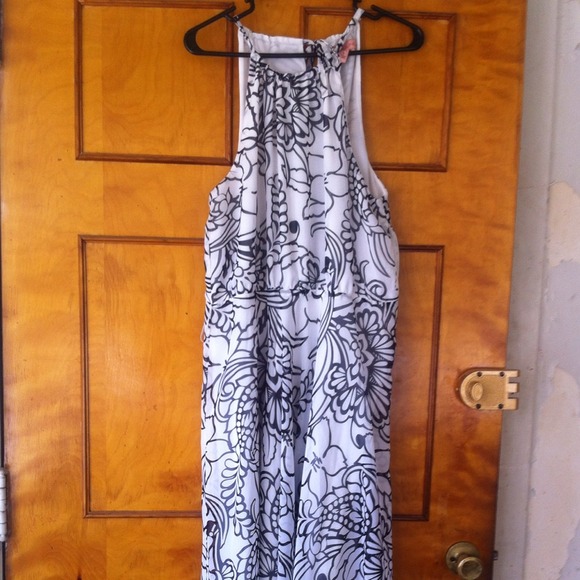 Black & White Print Maxi - Picture 1 of 1