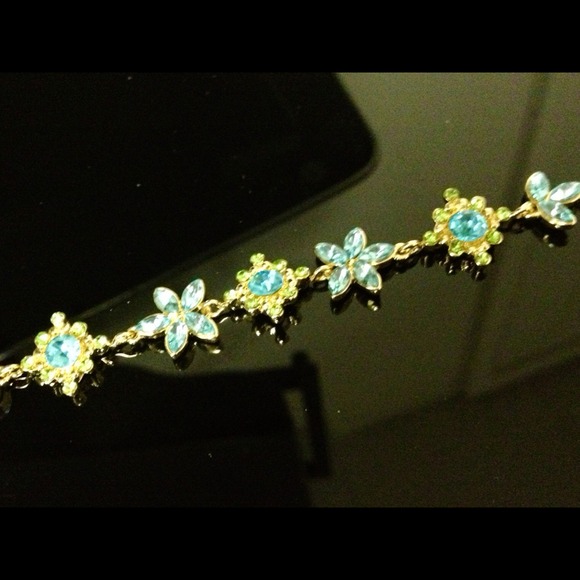 Charter Club Bracelet - Picture 2 of 2