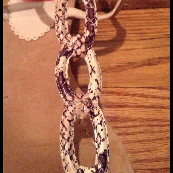 Oscar by Oscar De La Renta Sandals - Picture 3 of 4