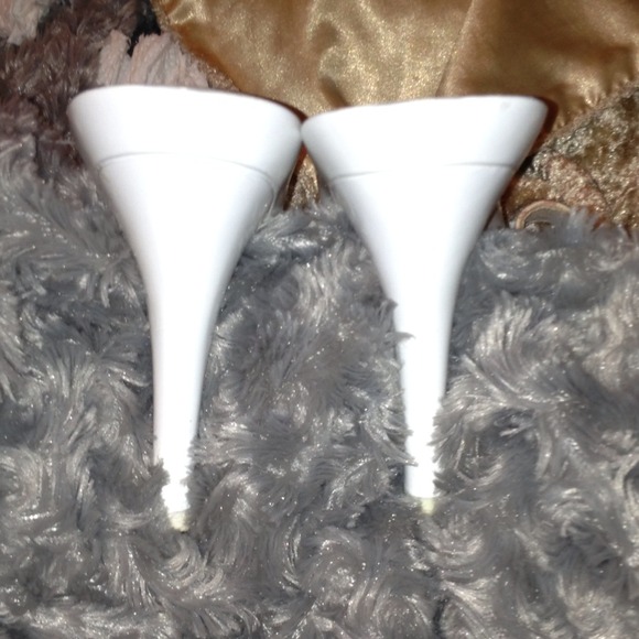 🎉HOST PIC🎉Christian Dior SHOES!!!!!! ON HOLD - Picture 2 of 3