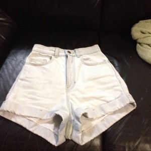 Light-wash high waist cuff shorts