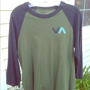 Mens RVCA raglan top