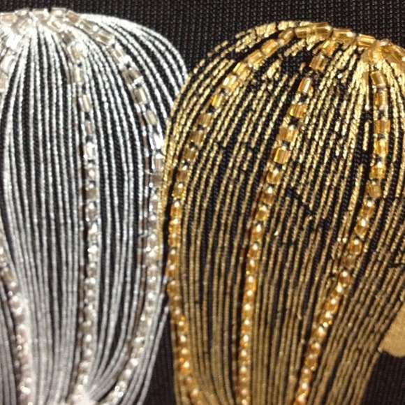 👍RESERVED👍CARINA🌹Bling Shell Beaded Top - Picture 4 of 4