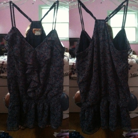 🌺CUTE FLORAL TANK🌺