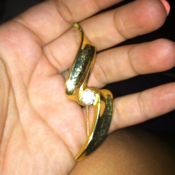 pin - Picture 3 of 4