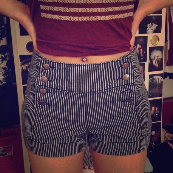 ❌❌❌SOLD❌❌❌Striped highwaisters