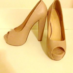 6 inch Forever 21 heels! 👠✨