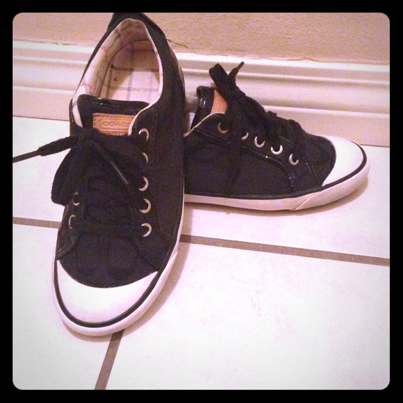 Barrett Black COACH Sneakers size 6 RESERVED!!