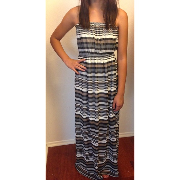 ⛔️SOLD⛔️Maxi Dress