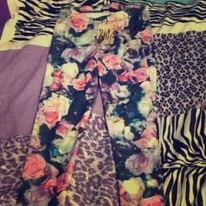 URBAN OUTFITTERS TIGHTS