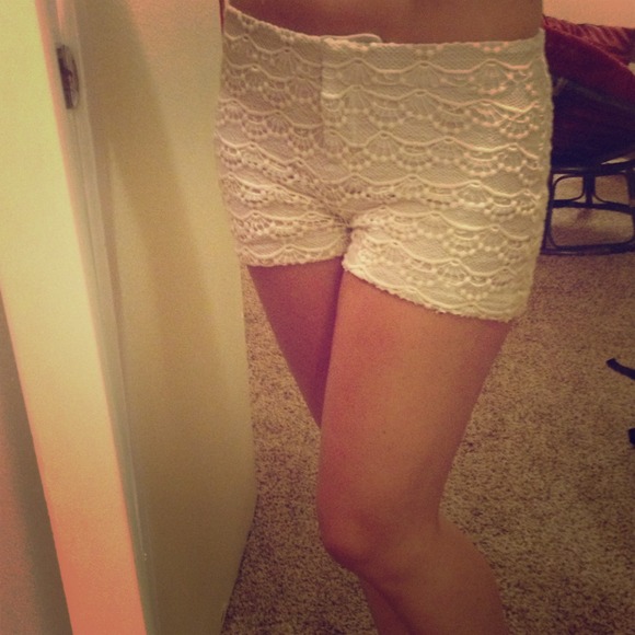 Cream colored lace express shorts.