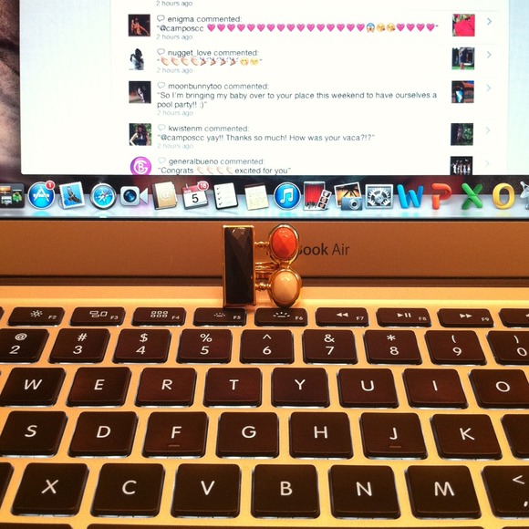 ⬇SALE Kara Ross Cocktail Ring - Picture 2 of 3