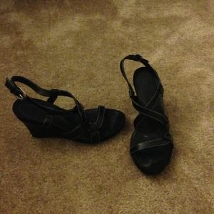 Black wedge sandals by Aerology. Sz. 7.5