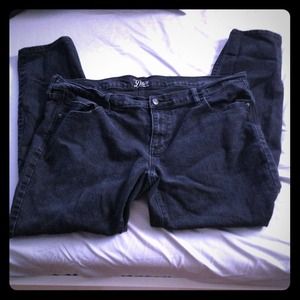 ❌Sold❌👖Size 18 black skinny jeans👖