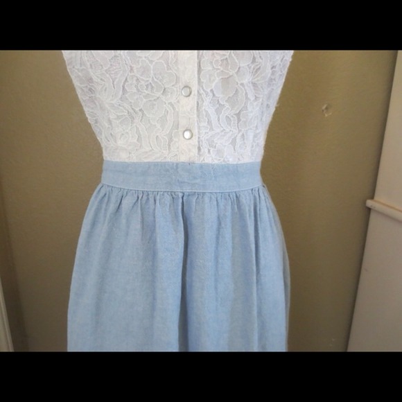 Cute dress 💗👗 - Picture 4 of 4