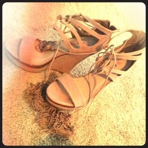 CUTE WEDGES!