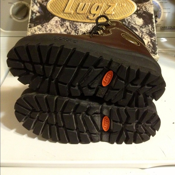 Lugs Boots - Picture 2 of 4