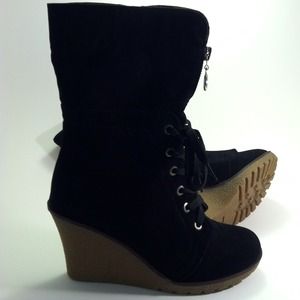 ❌SOLD❌Spring into Fall black above ankle bootie👢