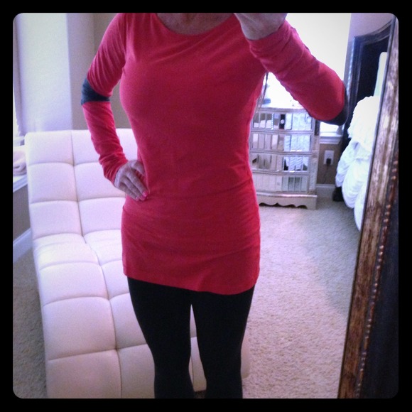 Lululemon Devotion long sleeve tee