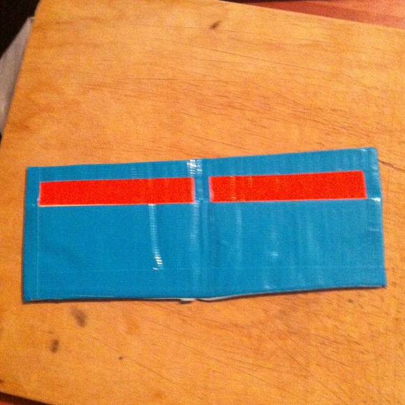Duck tape wallet - Picture 2 of 2