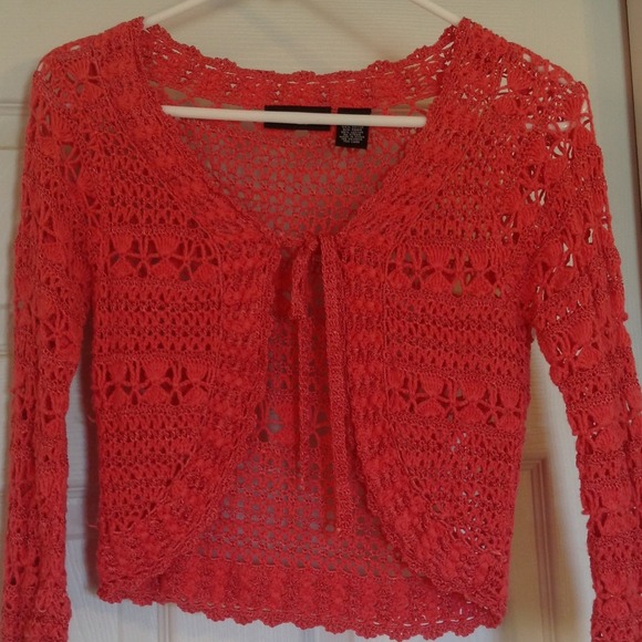Top wrap - Picture 2 of 2