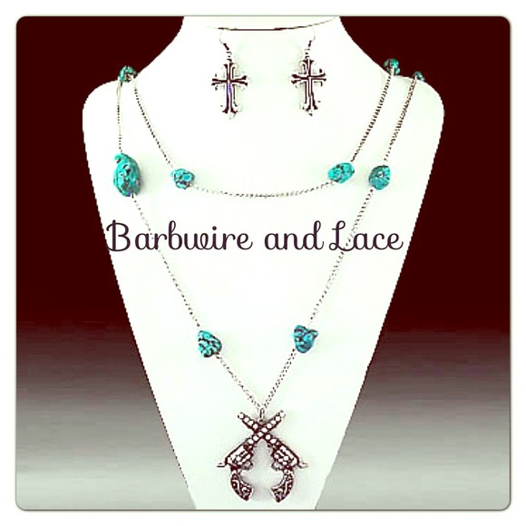 Silver & turquoise cross and pistols set