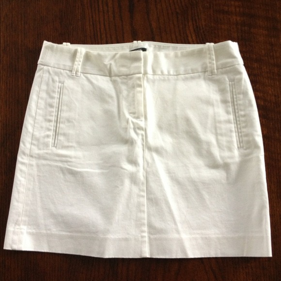 SOLD J.Crew White Chino Mini-Skirt