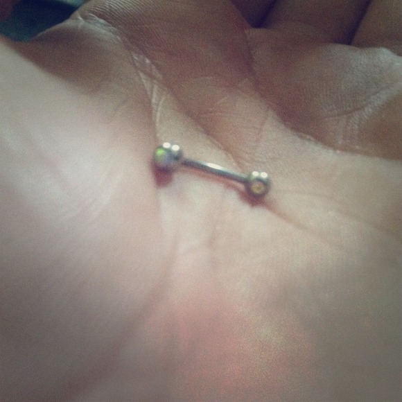 Iridescent eyebrow ring! ❌No Trades❌ No Paypal⛔️ - Picture 1 of 4