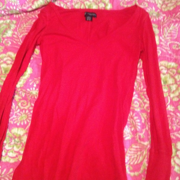 Red long sleeves Tshirt American eagle
