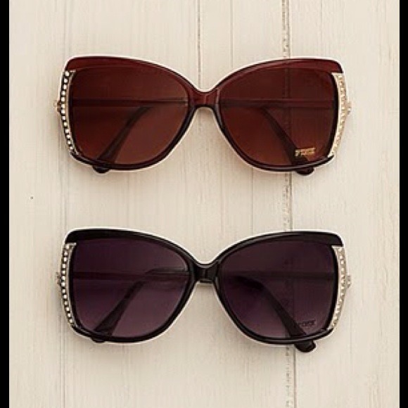 ❌SOLD❌🎀Black Victoria's Secret sunglasses🎀