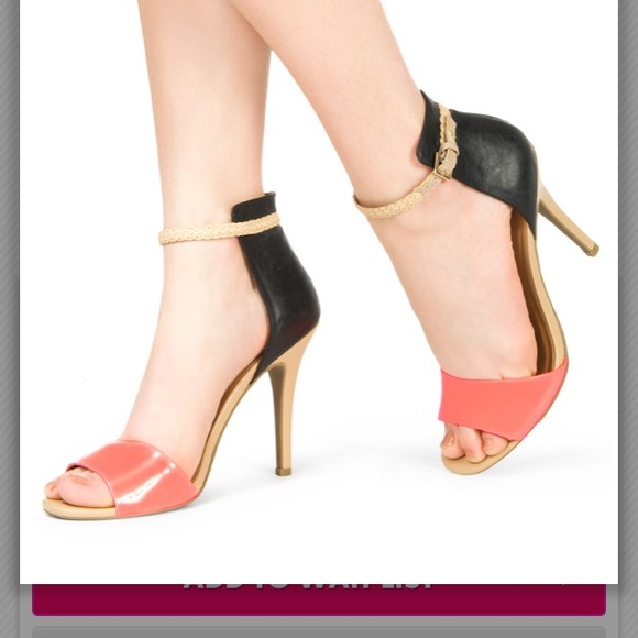 Heeled sandal