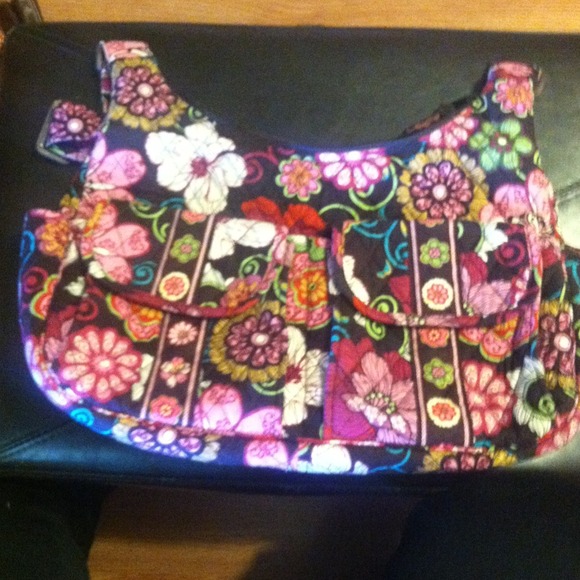Vera Bradley Handbags - Vera Bradley cargo 💥Flash Sale💥 Price Reduced